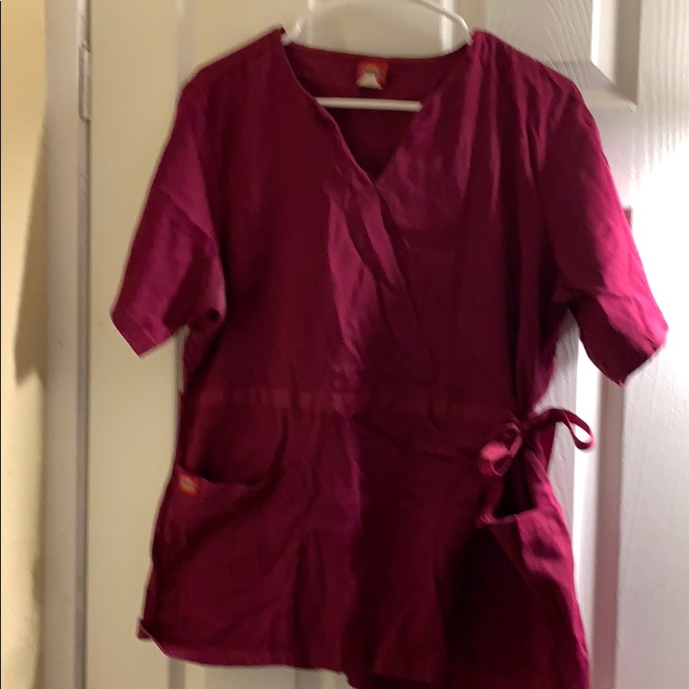 Used Dickies scrub set